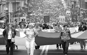 La candidatura "Por una Europa de los Trabajadores y los Pueblos" denuncia el ataque a la libertad de expresión y elección que supone la anulación de la candidatura de Herritarren Zerrenda (HZ)